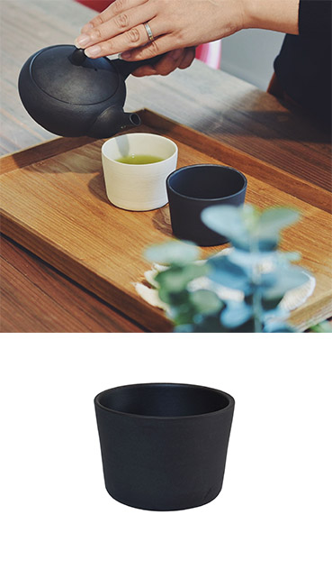 日本製焼き締め湯呑み