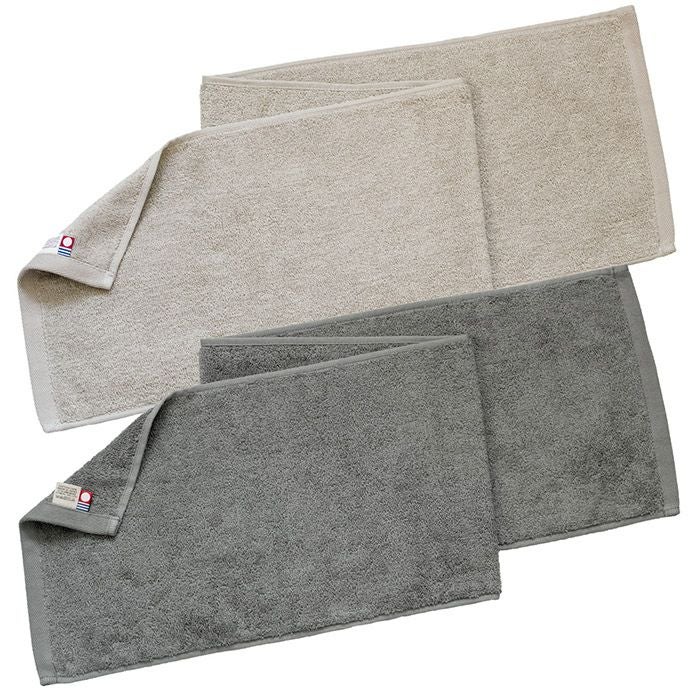 チャコールグレー×グレージュ